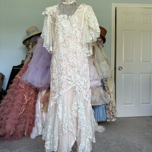 Ivory lace vintage dress